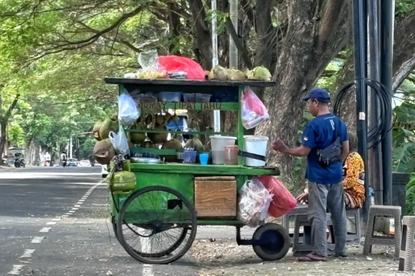 Bali or Bust_Gerobak-Street-Food-cart